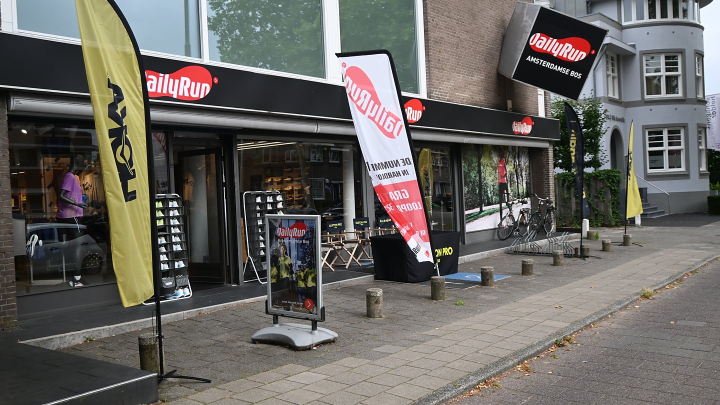 Gevel van DailyRun Amsterdamse Bos aan de Amsterdamseweg in Amstelveen